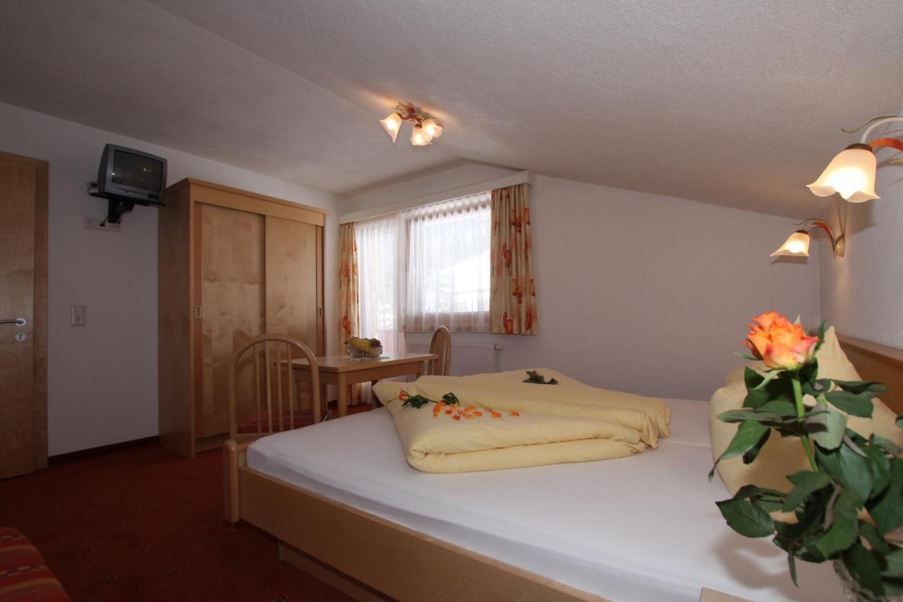 Hotel Lechlihof Ischgl Zimmer foto