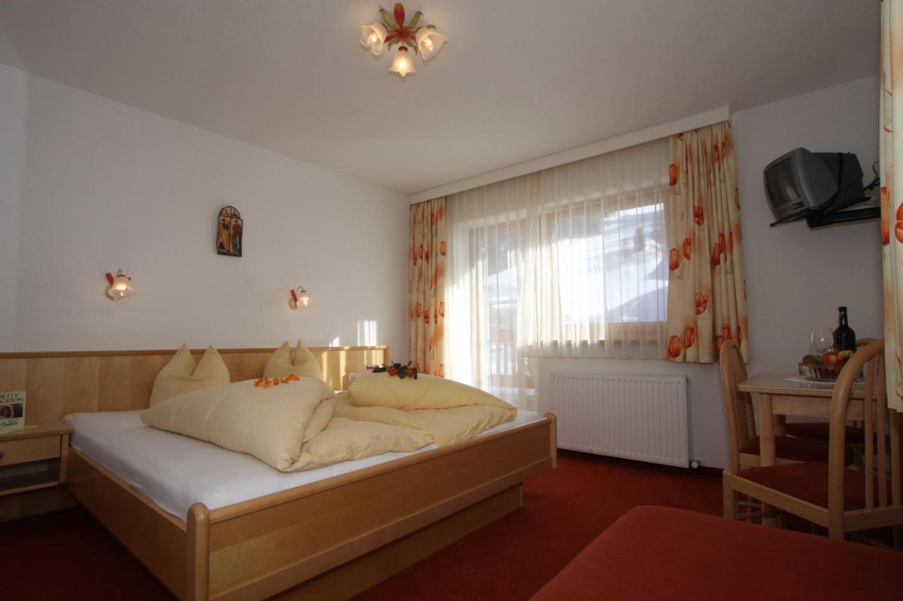 Hotel Lechlihof Ischgl Zimmer foto